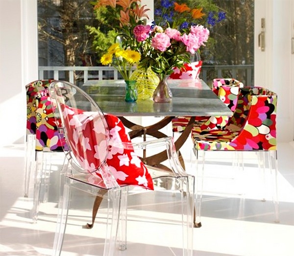 Say đắm với những mẫu thiết kế phòng ăn đầy sắc hoa
