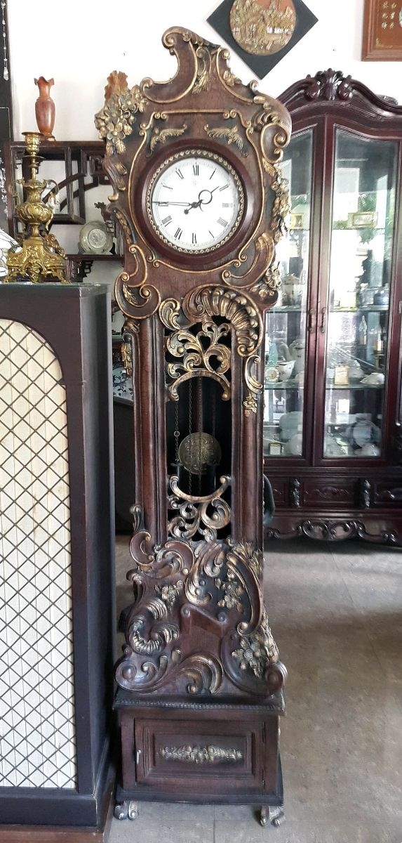 Đồng hồ tân cổ điển
