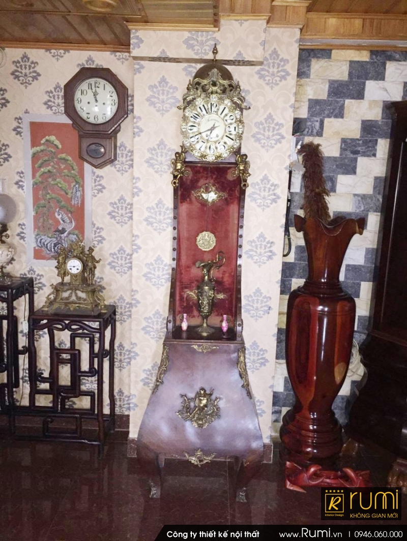 Đồng hồ tân cổ điển