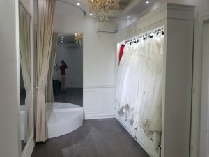 Thi công nội thất showroom Áo Cưới Lee Wedding